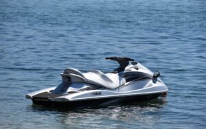 Ενοικιάσεις jet-ski Καραβόμυλο Φδιώτιδας